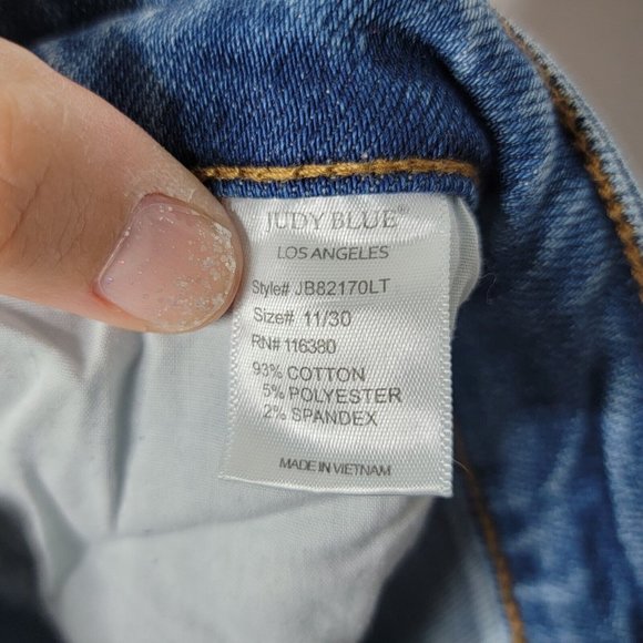 Judy Blue 11 / 30 Boyfriend‎ Fit Distressed Destroyed Medium Wash Blue Jeans - Picture 6 of 6
